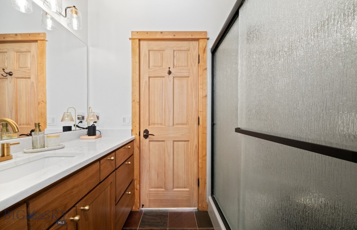 60 Rolling Glen Loop