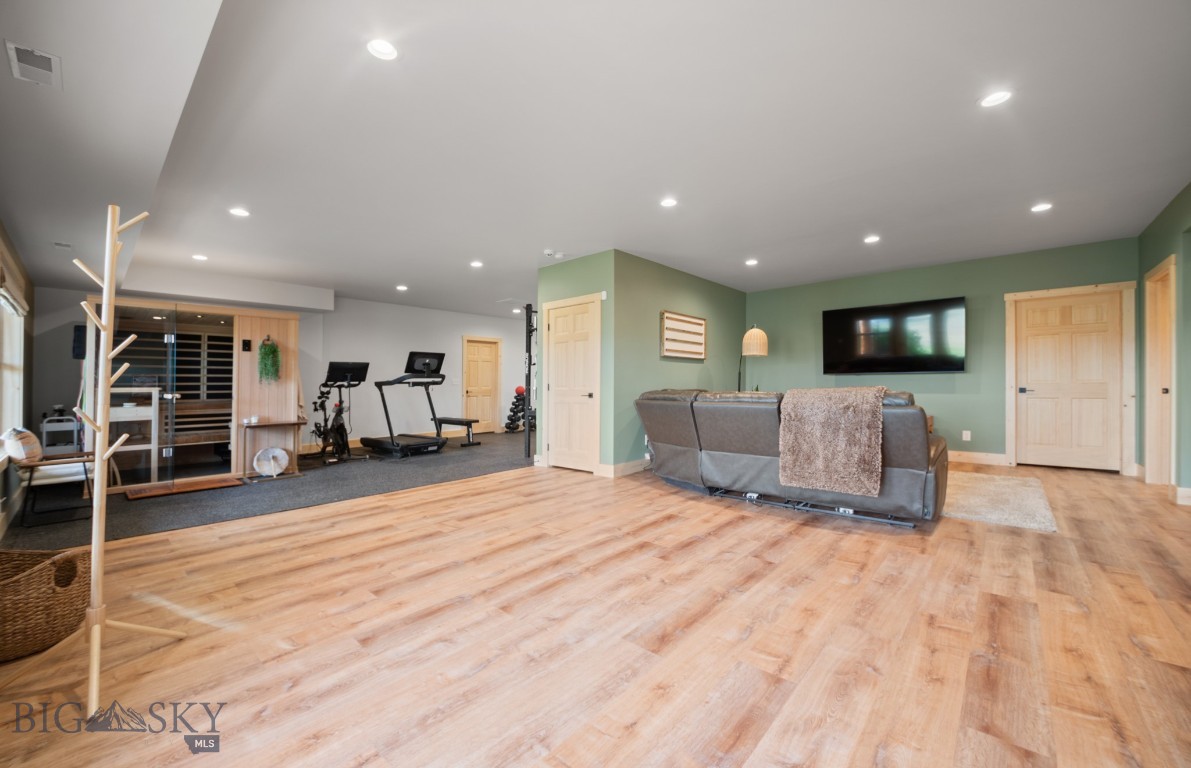 60 Rolling Glen Loop