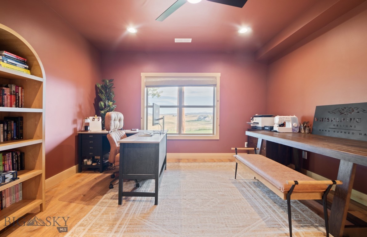 60 Rolling Glen Loop