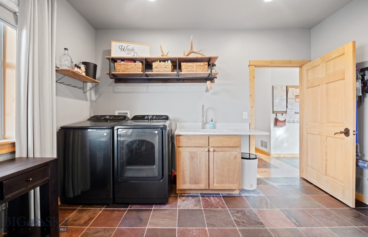 60 Rolling Glen Loop