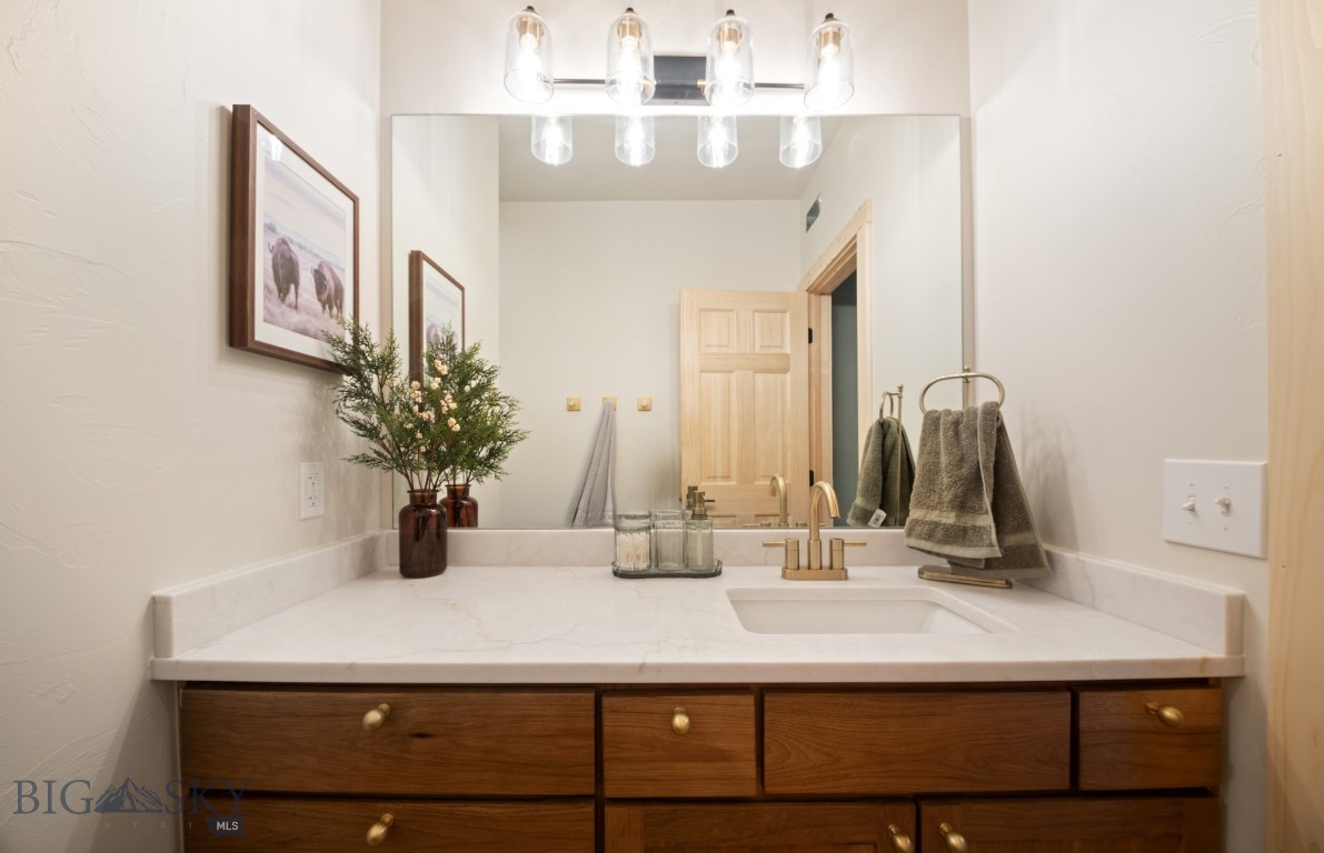 60 Rolling Glen Loop