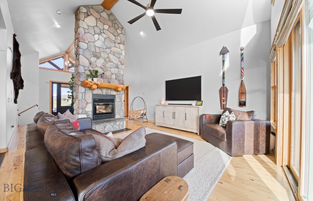 60 Rolling Glen Loop