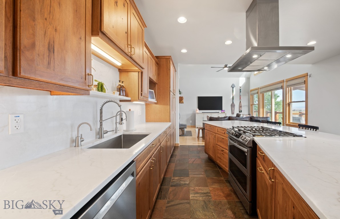 60 Rolling Glen Loop