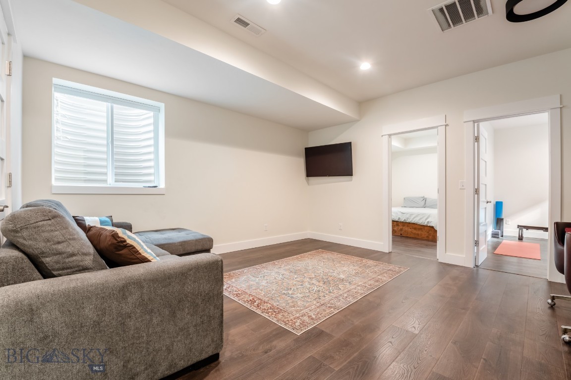 520 Valley Drive