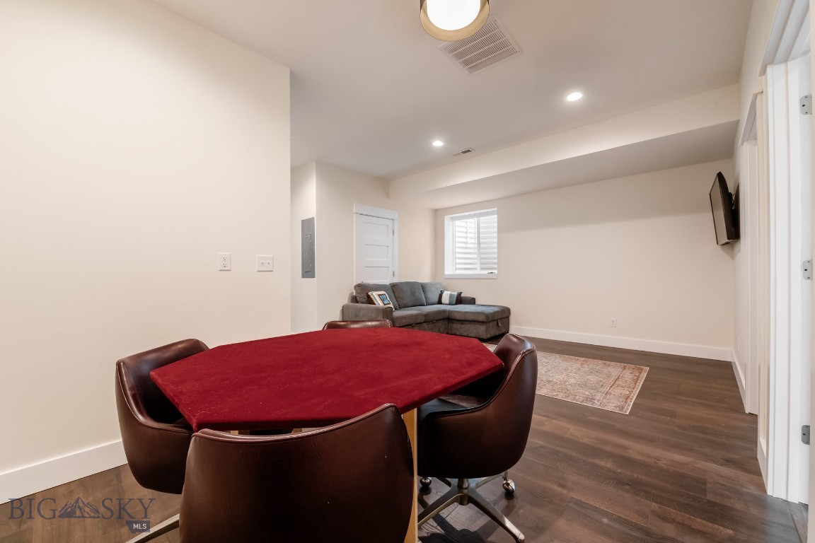 520 Valley Drive