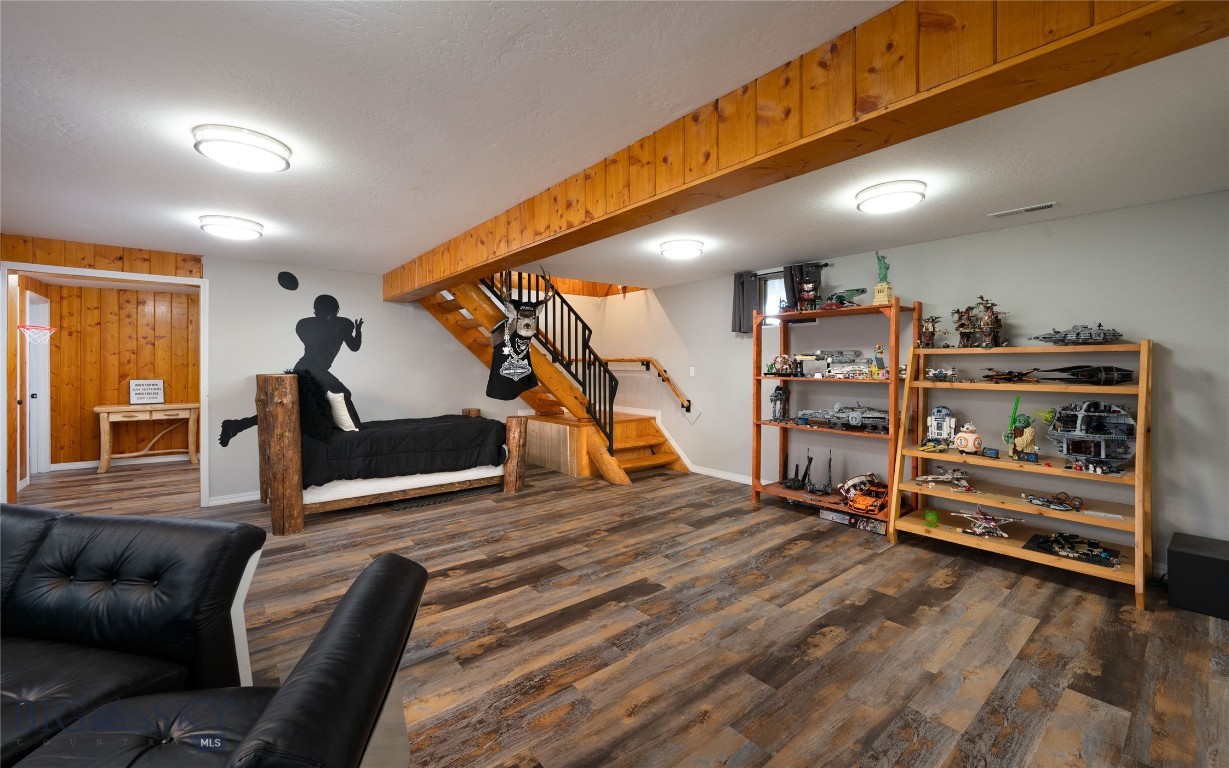 7550 & 7560 Springhill Road