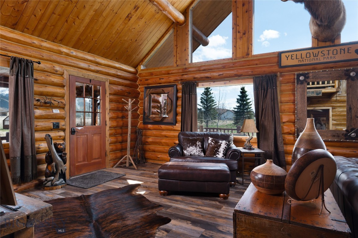 7550 & 7560 Springhill Road