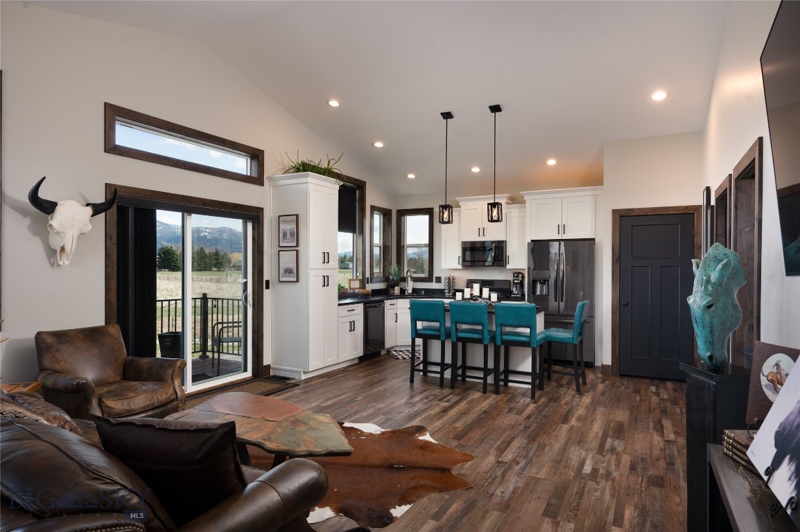 7550 & 7560 Springhill Road