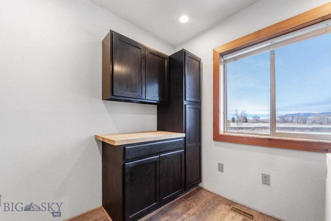 27 Progressive Drive