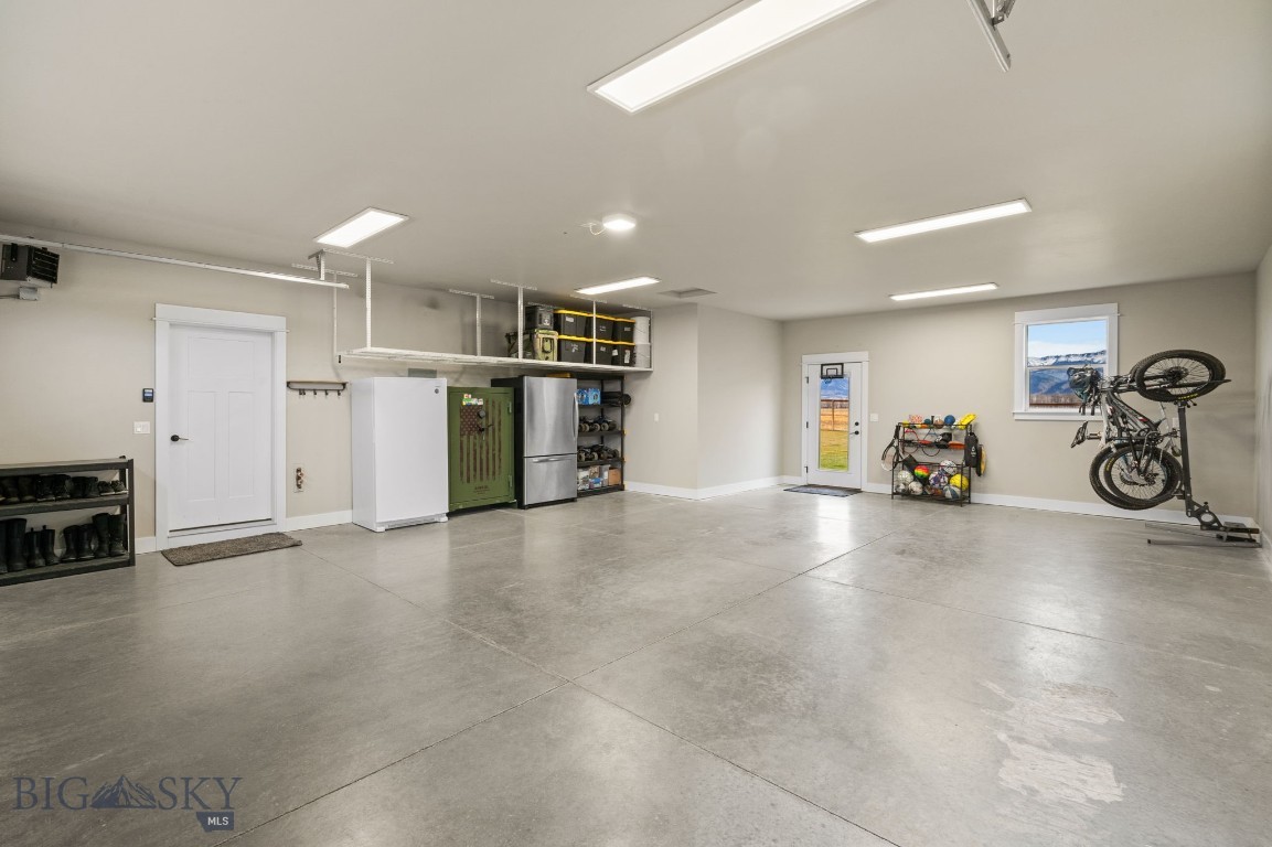 2019 E Silver Circle