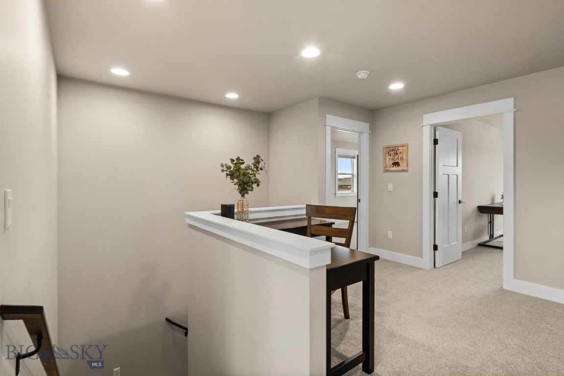 2019 E Silver Circle