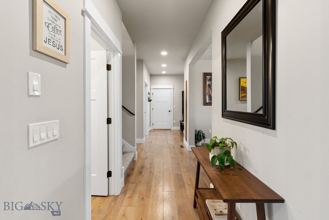 2019 E Silver Circle