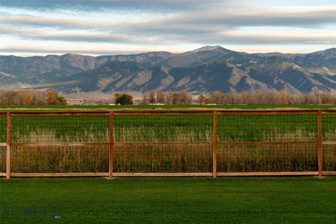 2019 E Silver Circle