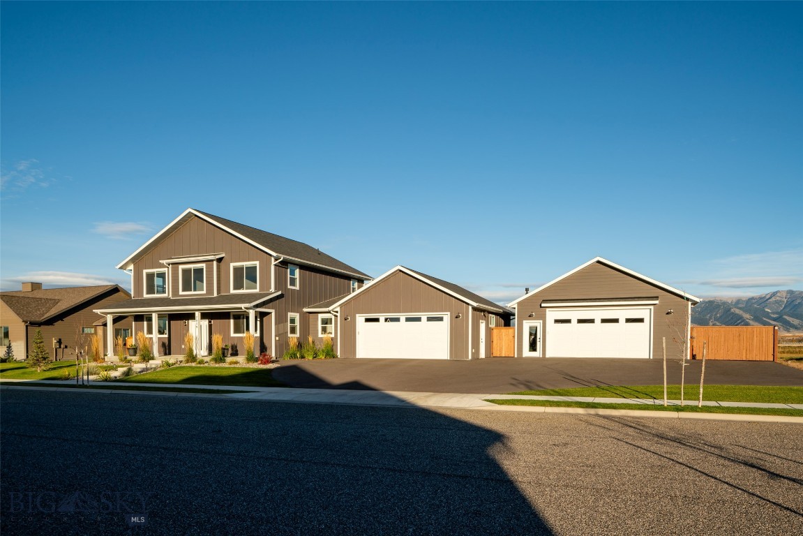 2019 E Silver Circle