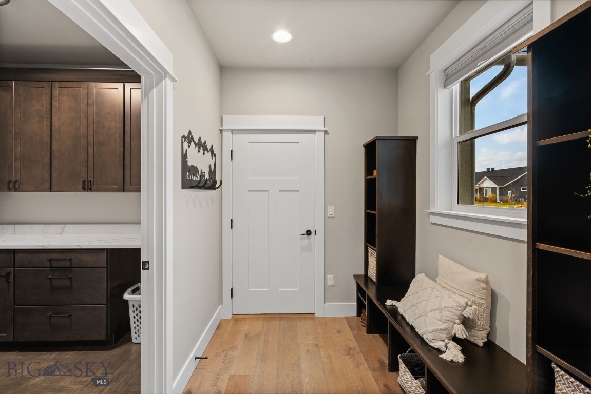 2019 E Silver Circle