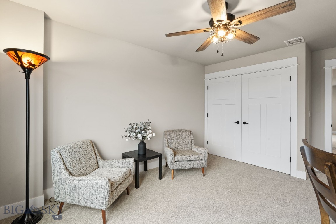 2019 E Silver Circle