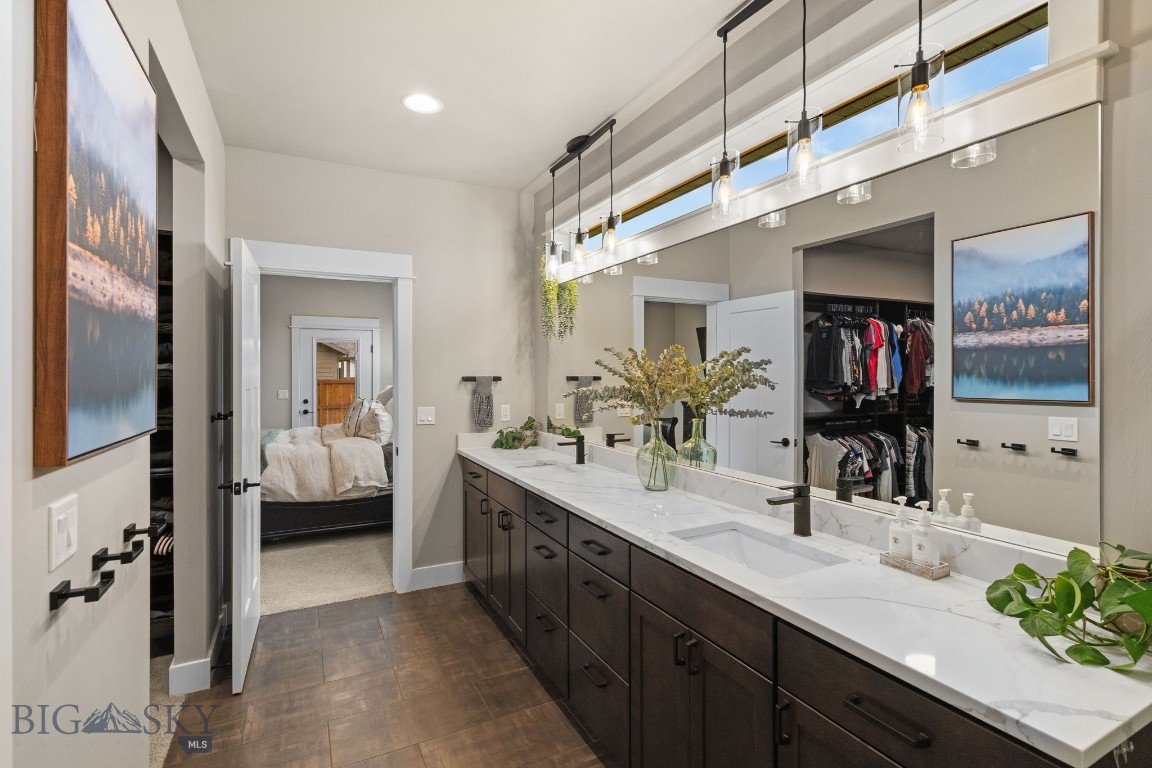 2019 E Silver Circle