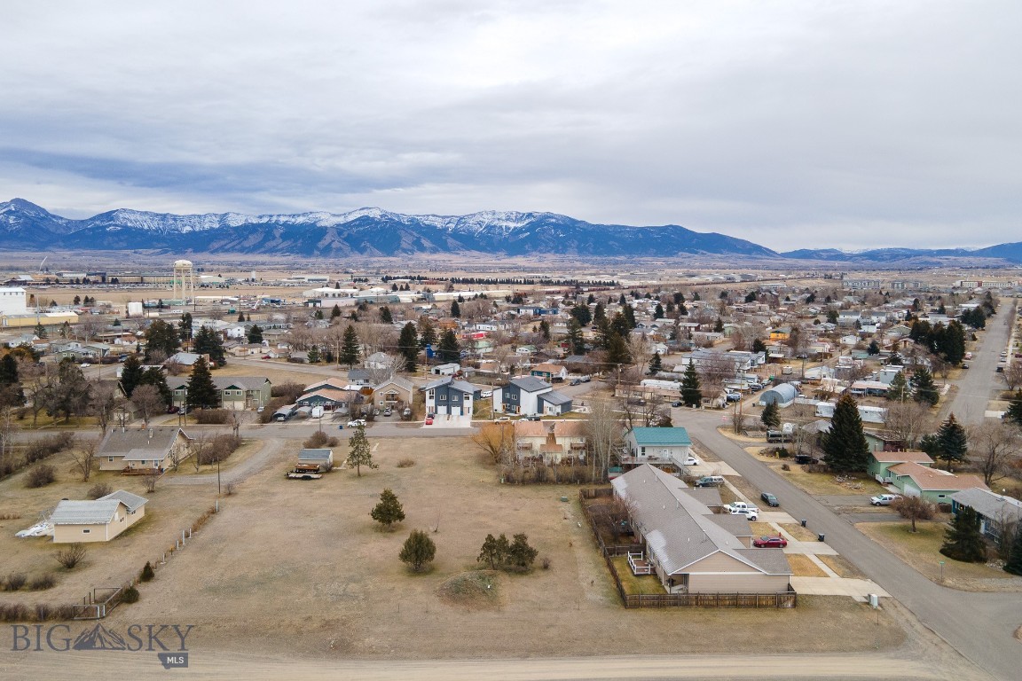 201 E Cascade Avenue A