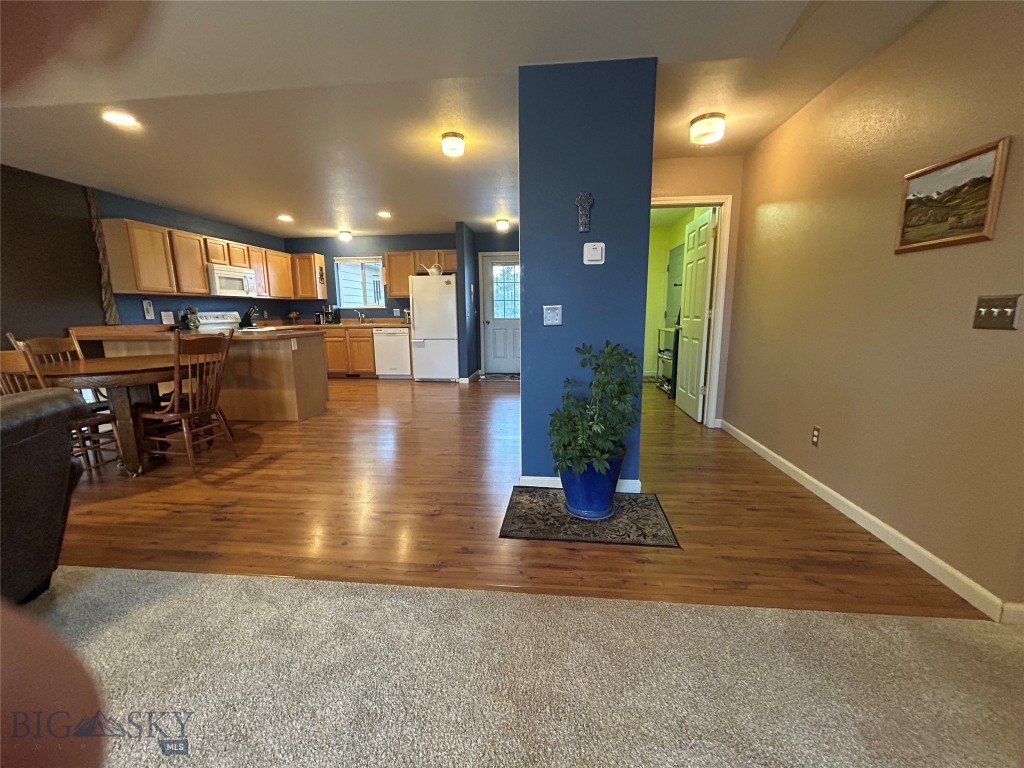 201 E Cascade Avenue A