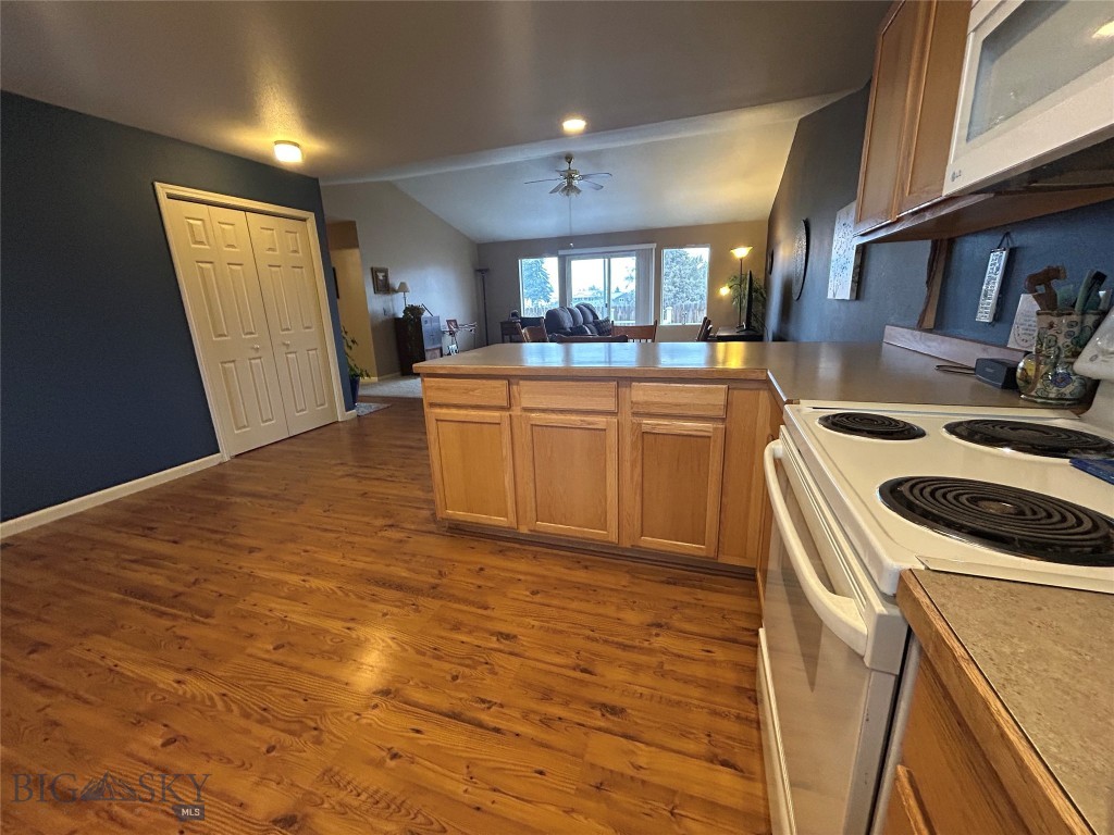 201 E Cascade Avenue A