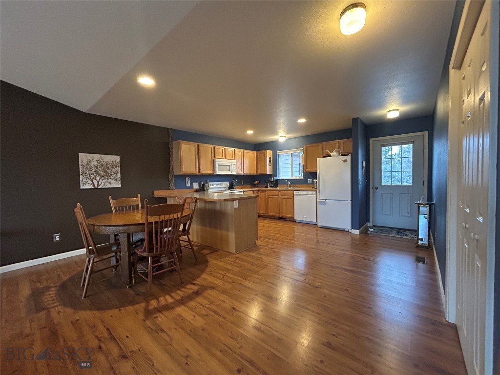 201 E Cascade Avenue A