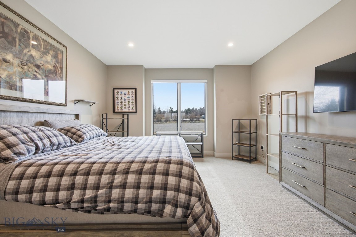 75 Highnoon Way