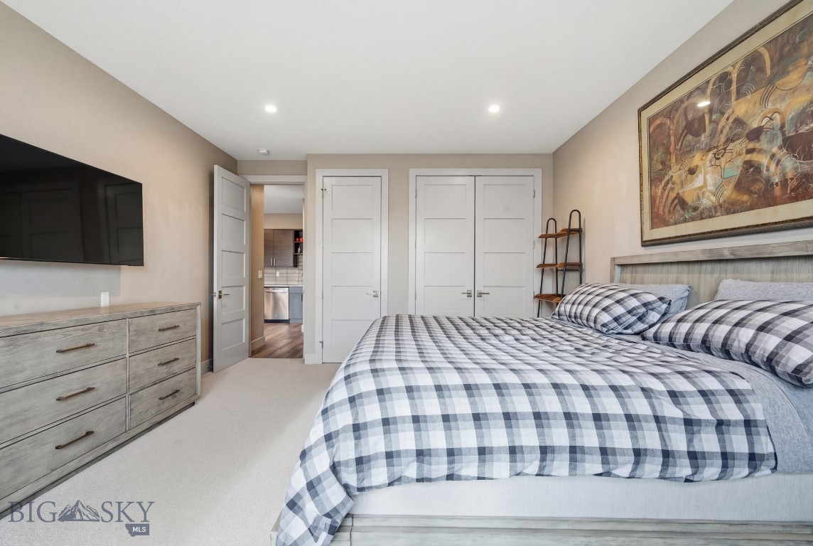 75 Highnoon Way