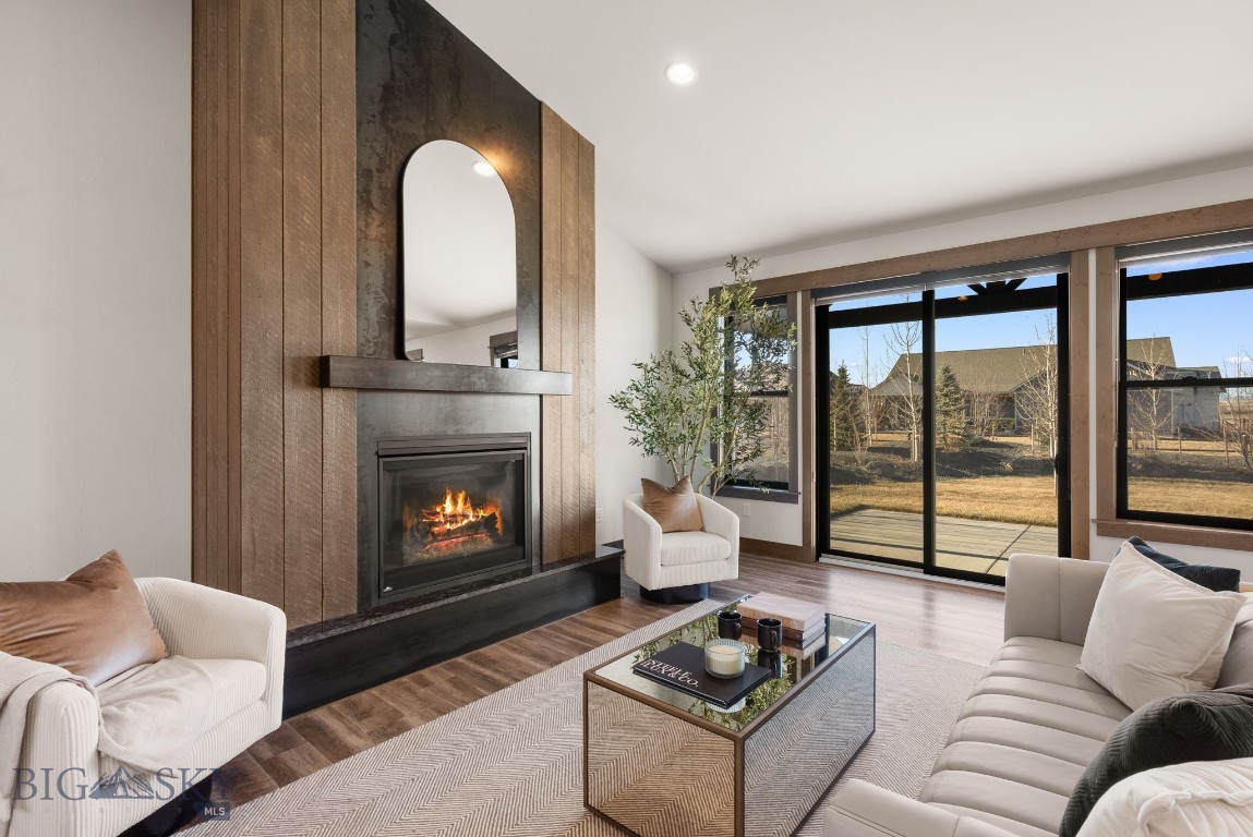 66 Oxbow Lane