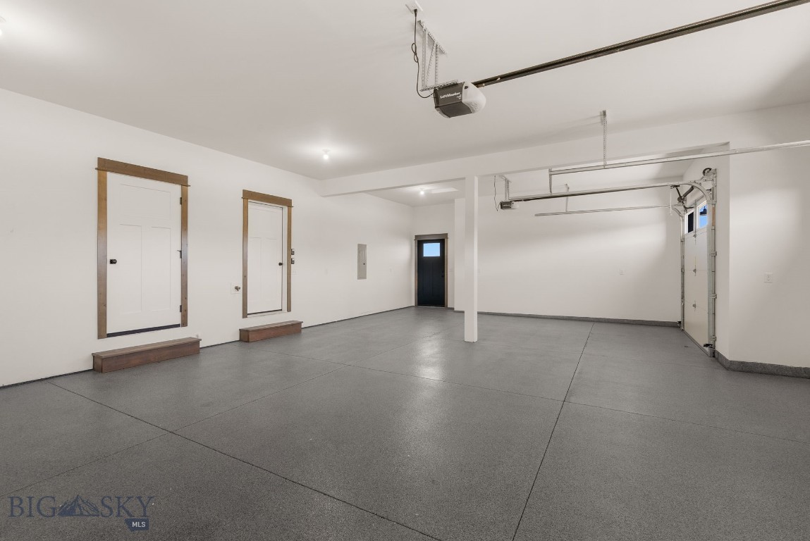 66 Oxbow Lane