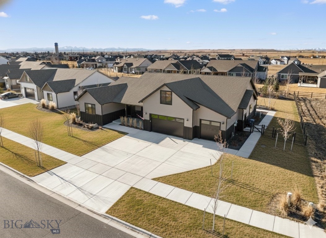 66 Oxbow Lane