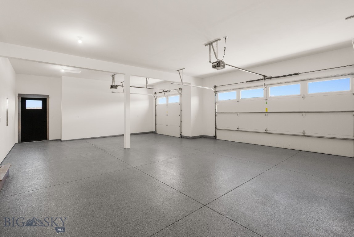66 Oxbow Lane