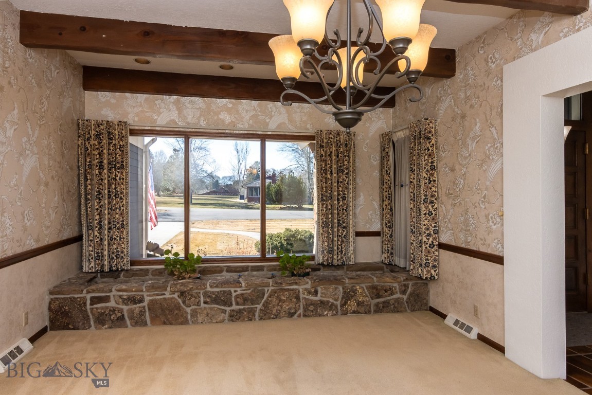 25 Riverside Drive