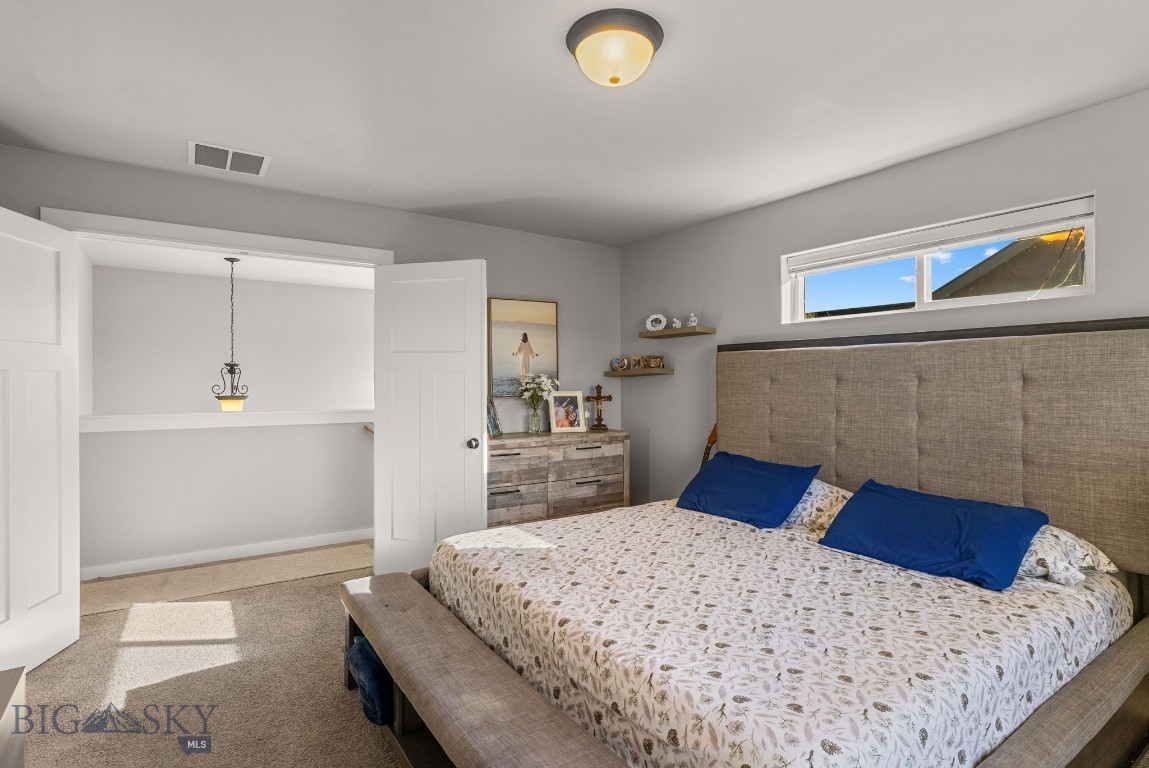 113 S Reliance Avenue