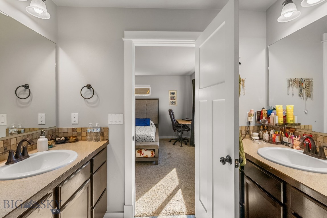 113 S Reliance Avenue