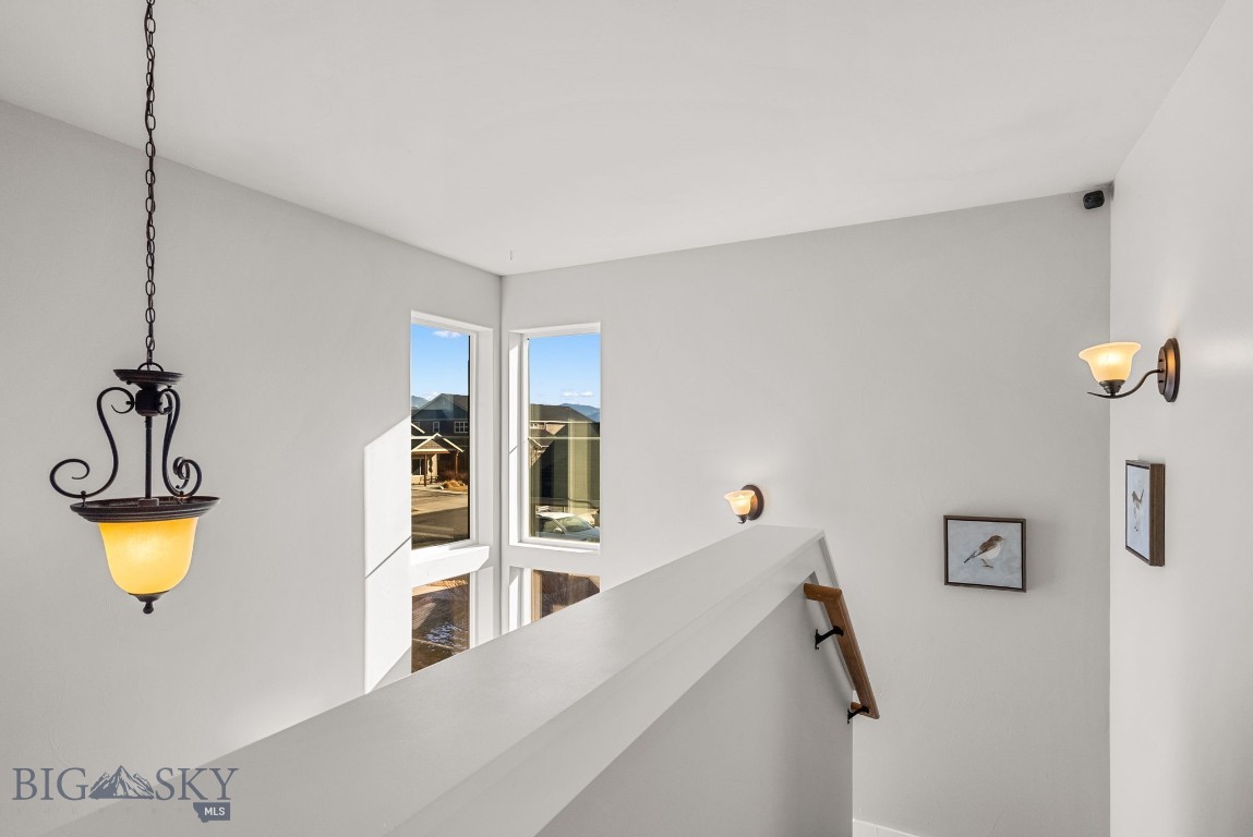 113 S Reliance Avenue