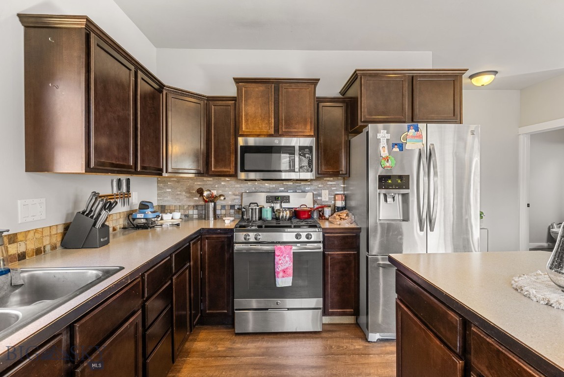 113 S Reliance Avenue