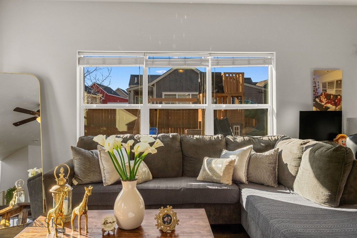 113 S Reliance Avenue