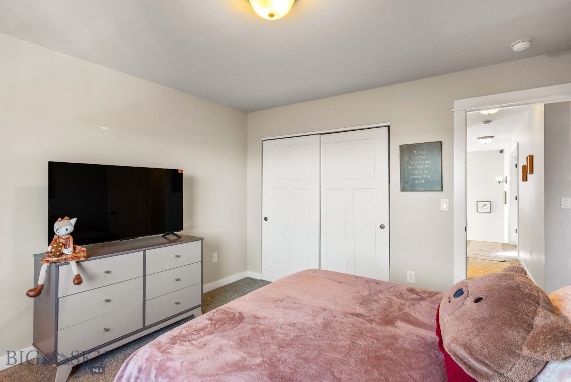 113 S Reliance Avenue