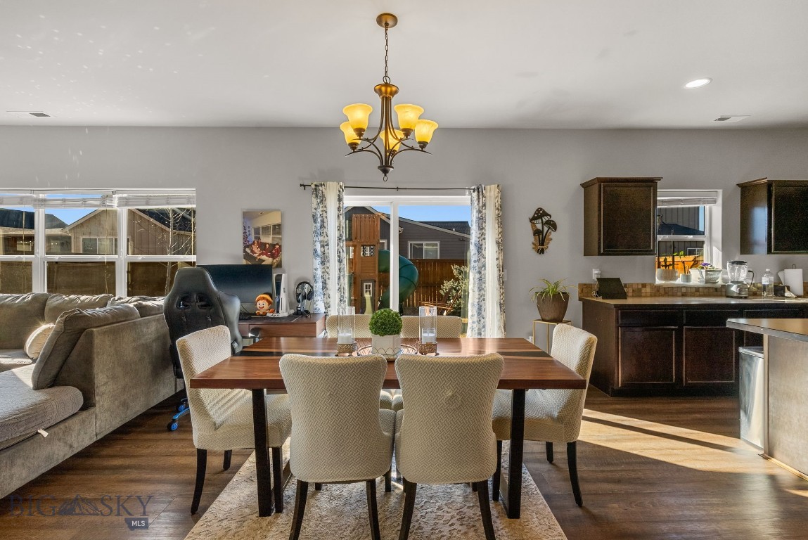 113 S Reliance Avenue