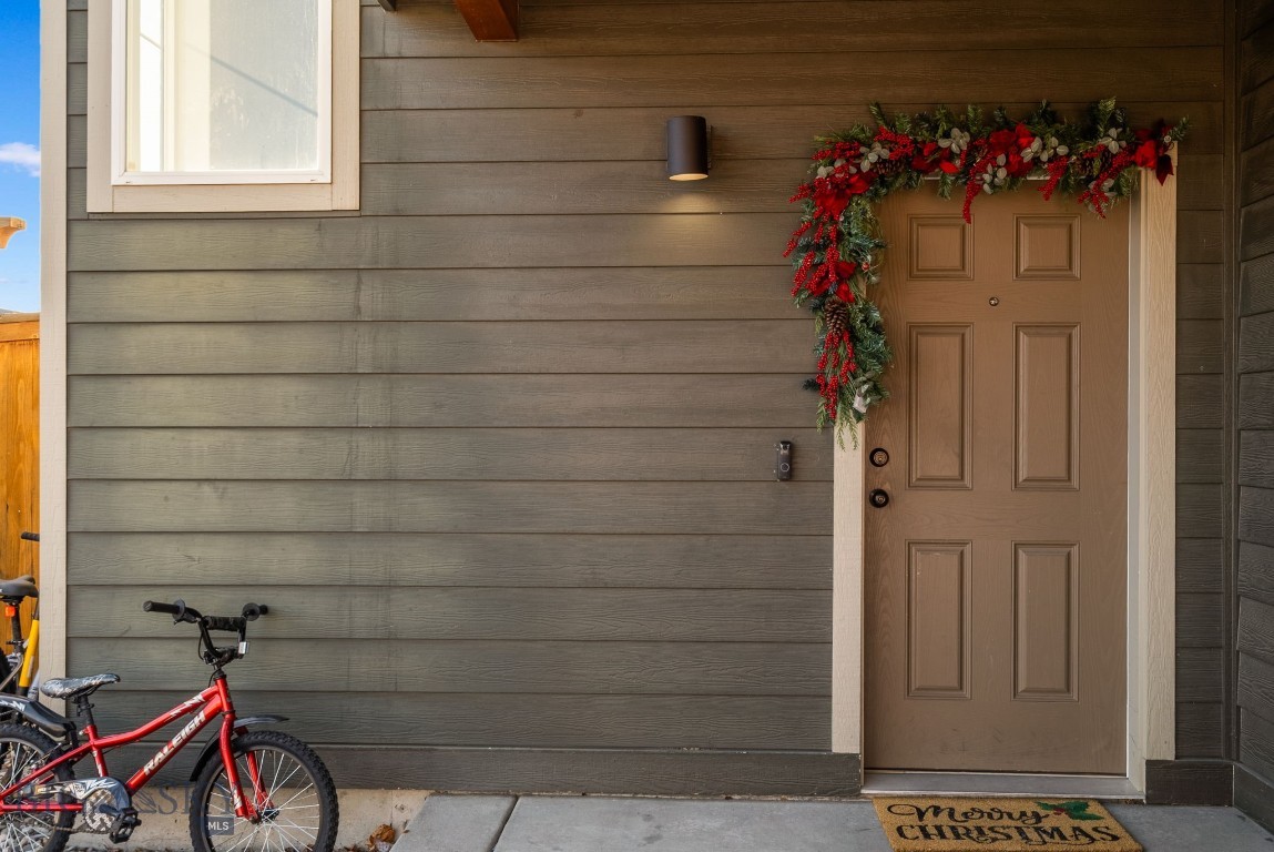 113 S Reliance Avenue