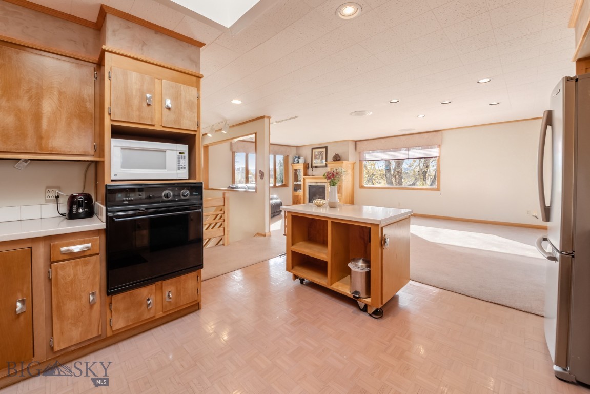 1391 Cobb Hill Road