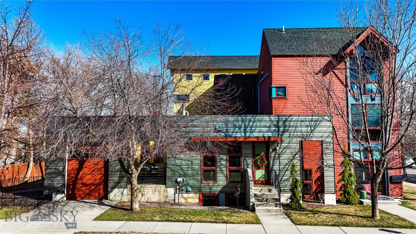 301 N Black Avenue