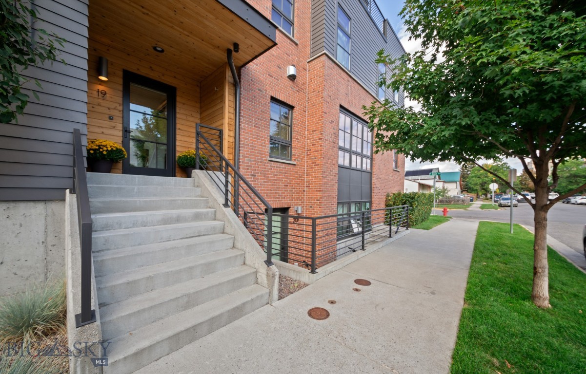 19 E Lamme Street