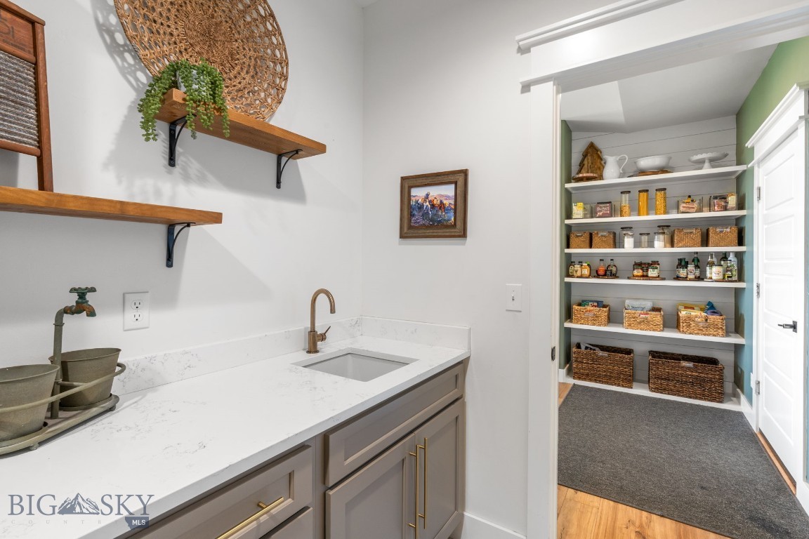 37 Cinnamon Bear Court