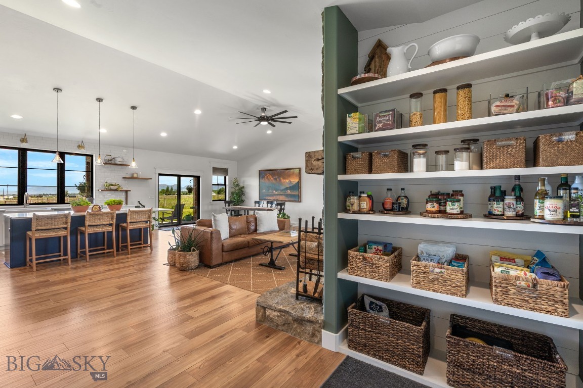 37 Cinnamon Bear Court