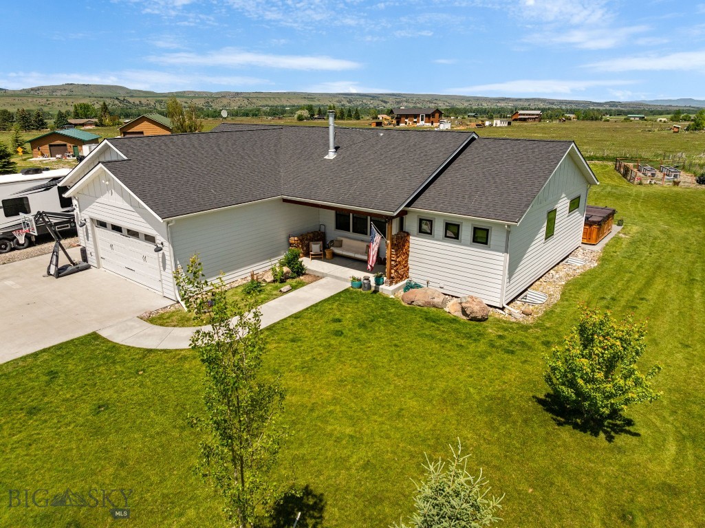 37 Cinnamon Bear Court