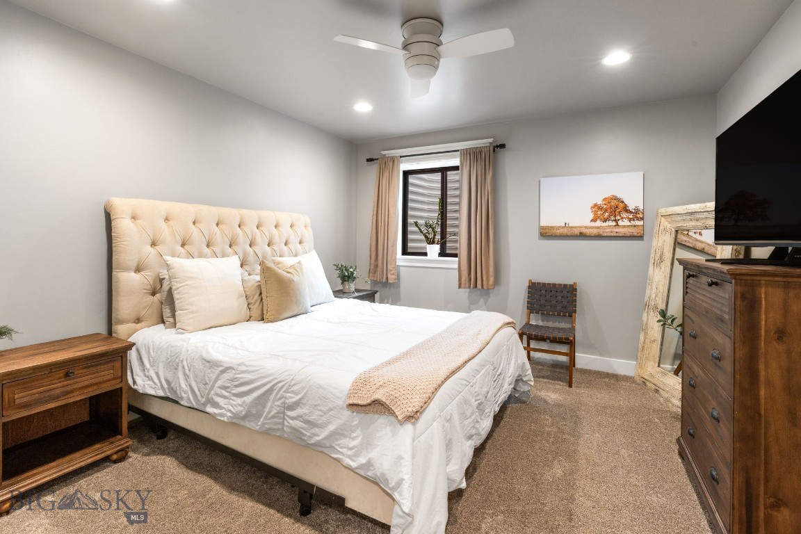 37 Cinnamon Bear Court