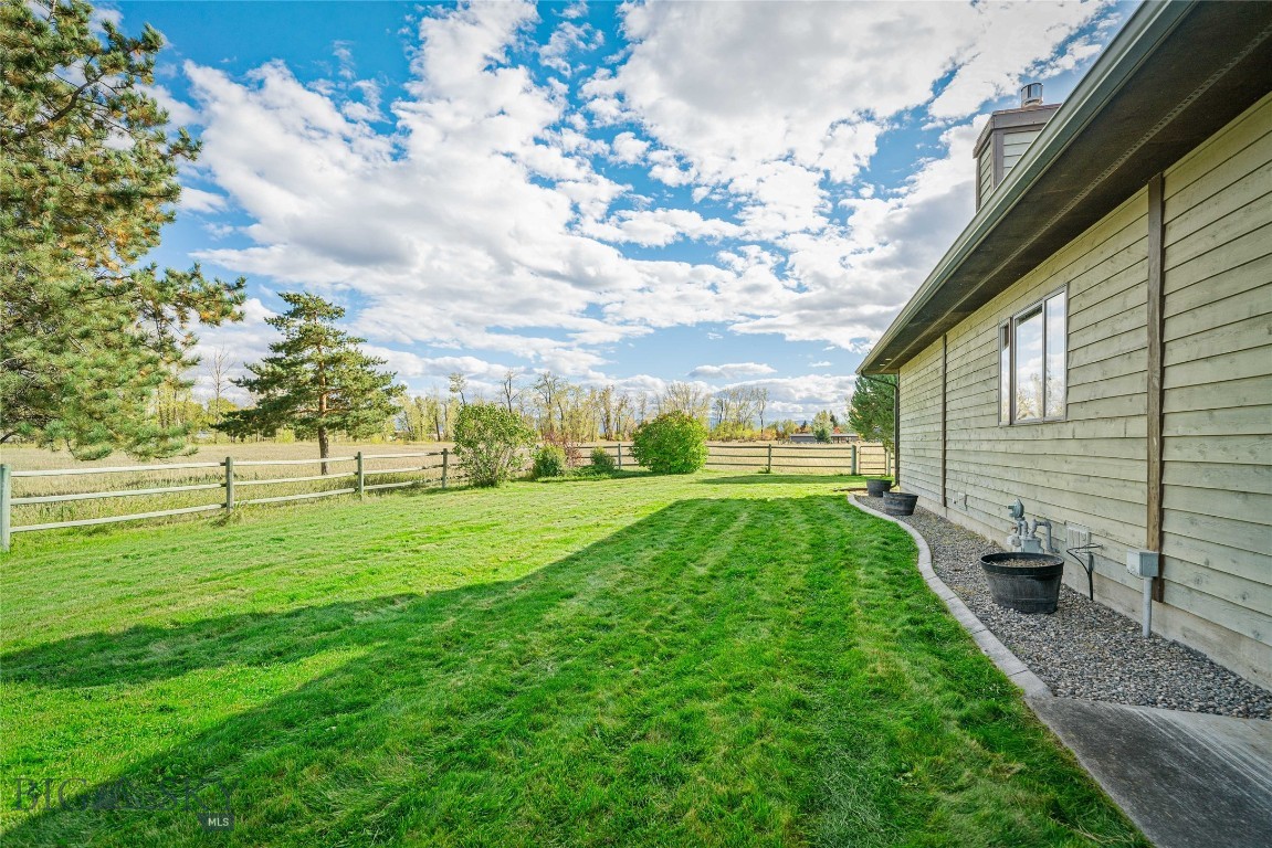 606 Frank Road