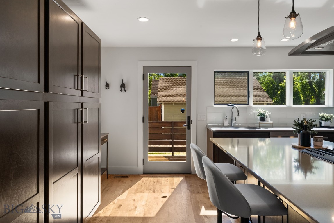 817 W Story Street