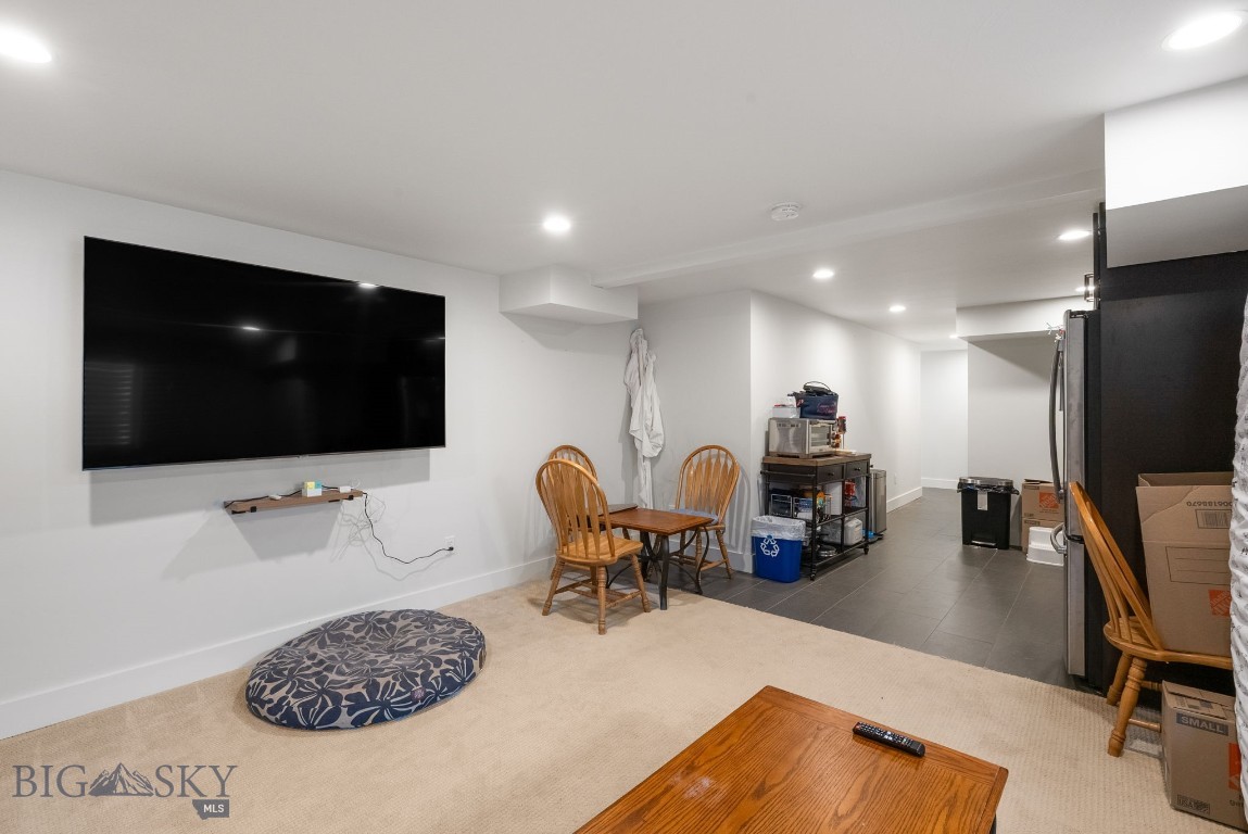 817 W Story Street